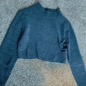 blue cropped turtleneck long sleeve